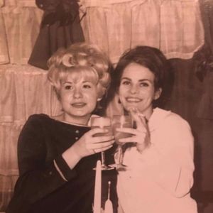 Meet your Posher, Carol